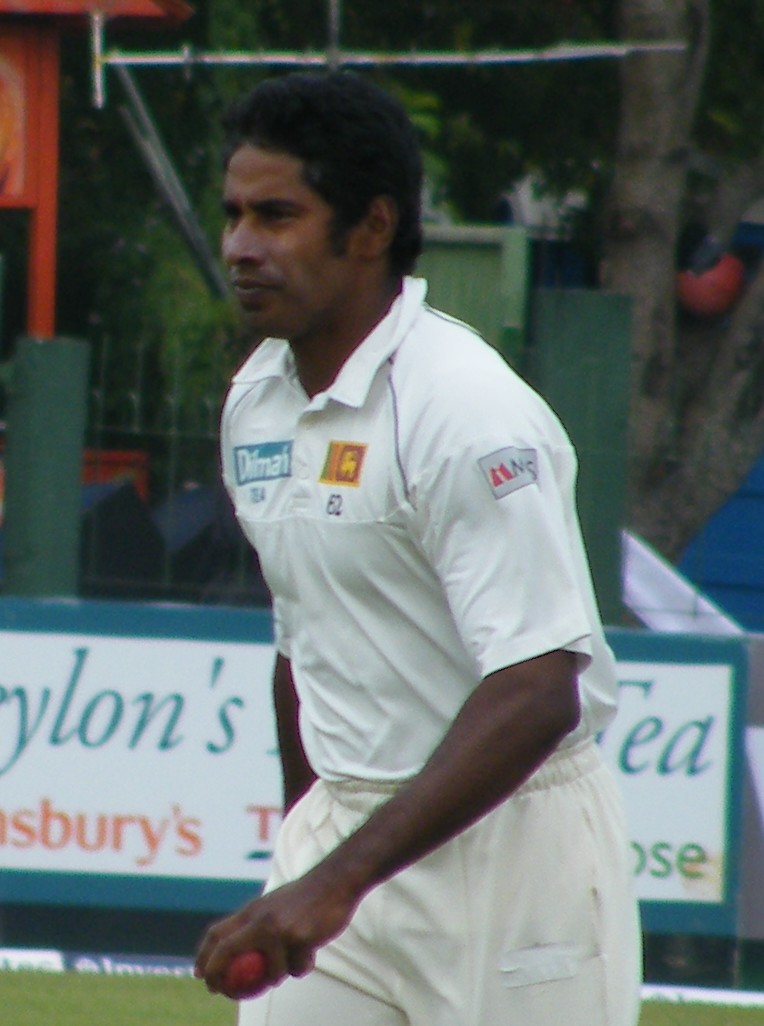 Chaminda Vaas bowling against England in Colombo in December 2007