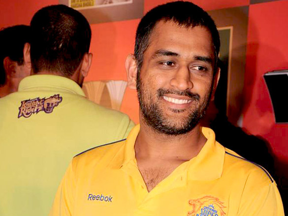 MS Dhoni at the launch of Harsha Bhogle's book The Winning Way in 2011